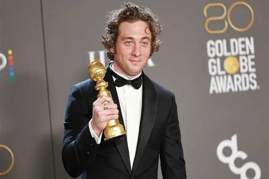 Jeremy Allen White Net Worth
